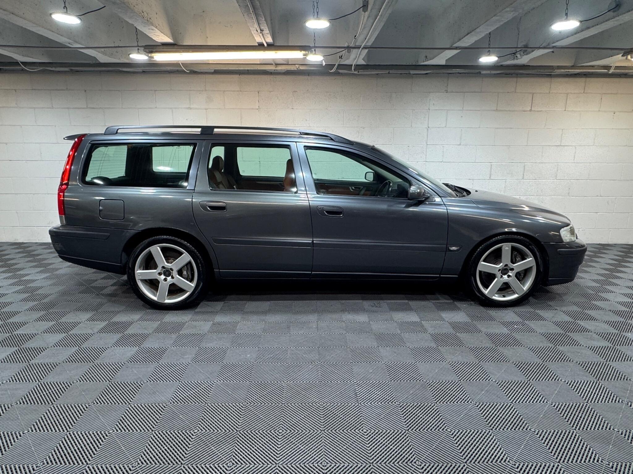 Volvo V70 - Image 5