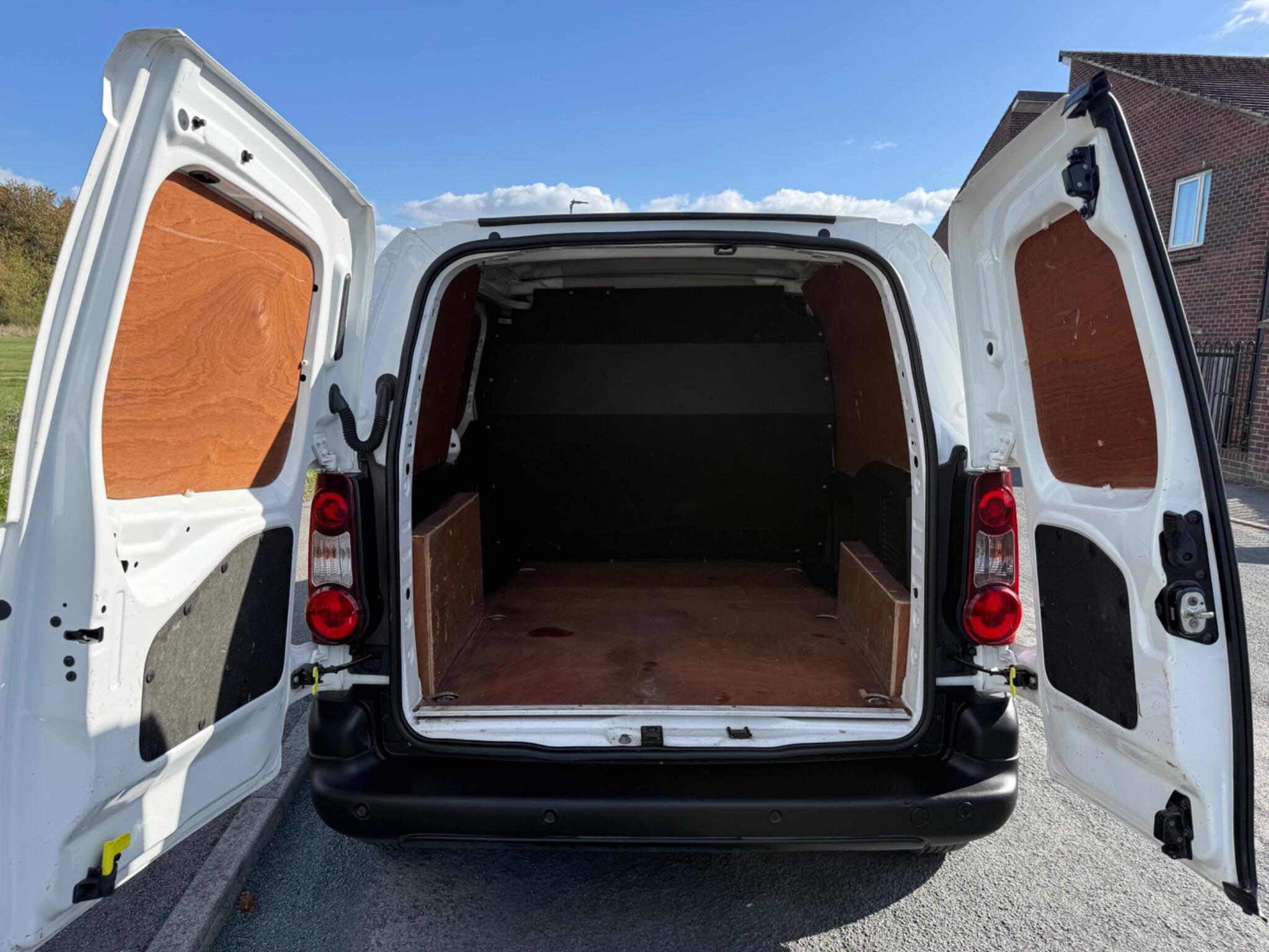 Citroen Berlingo - Image 17