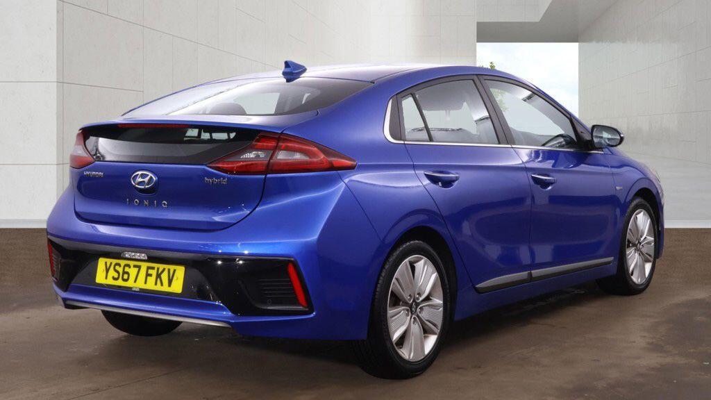 Hyundai Ioniq - Image 5