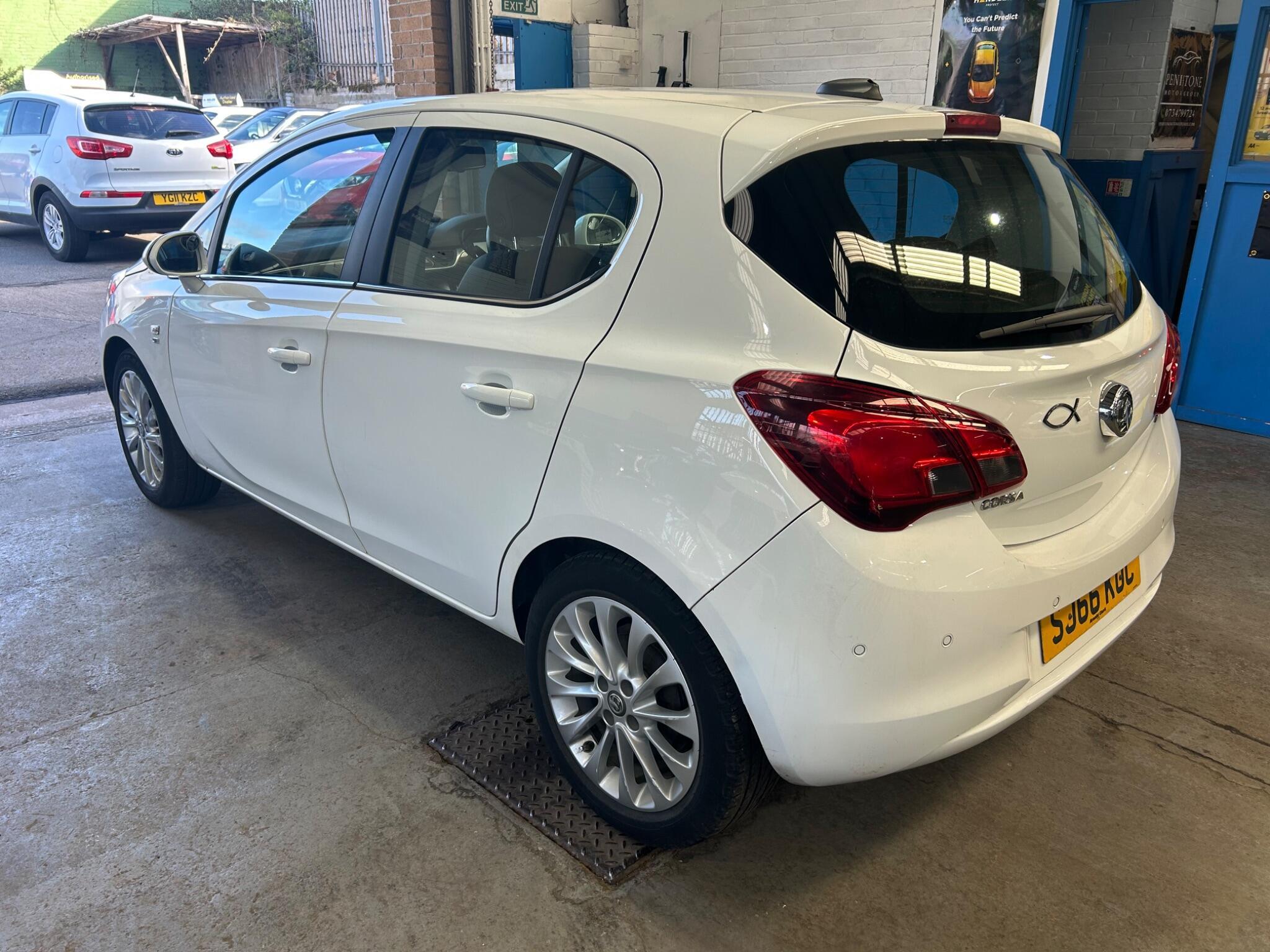 Vauxhall Corsa - Image 4