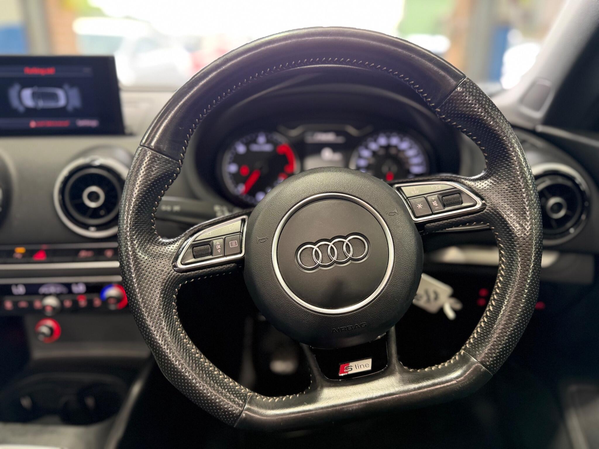 Audi A3 CABRIOLET - Image 34