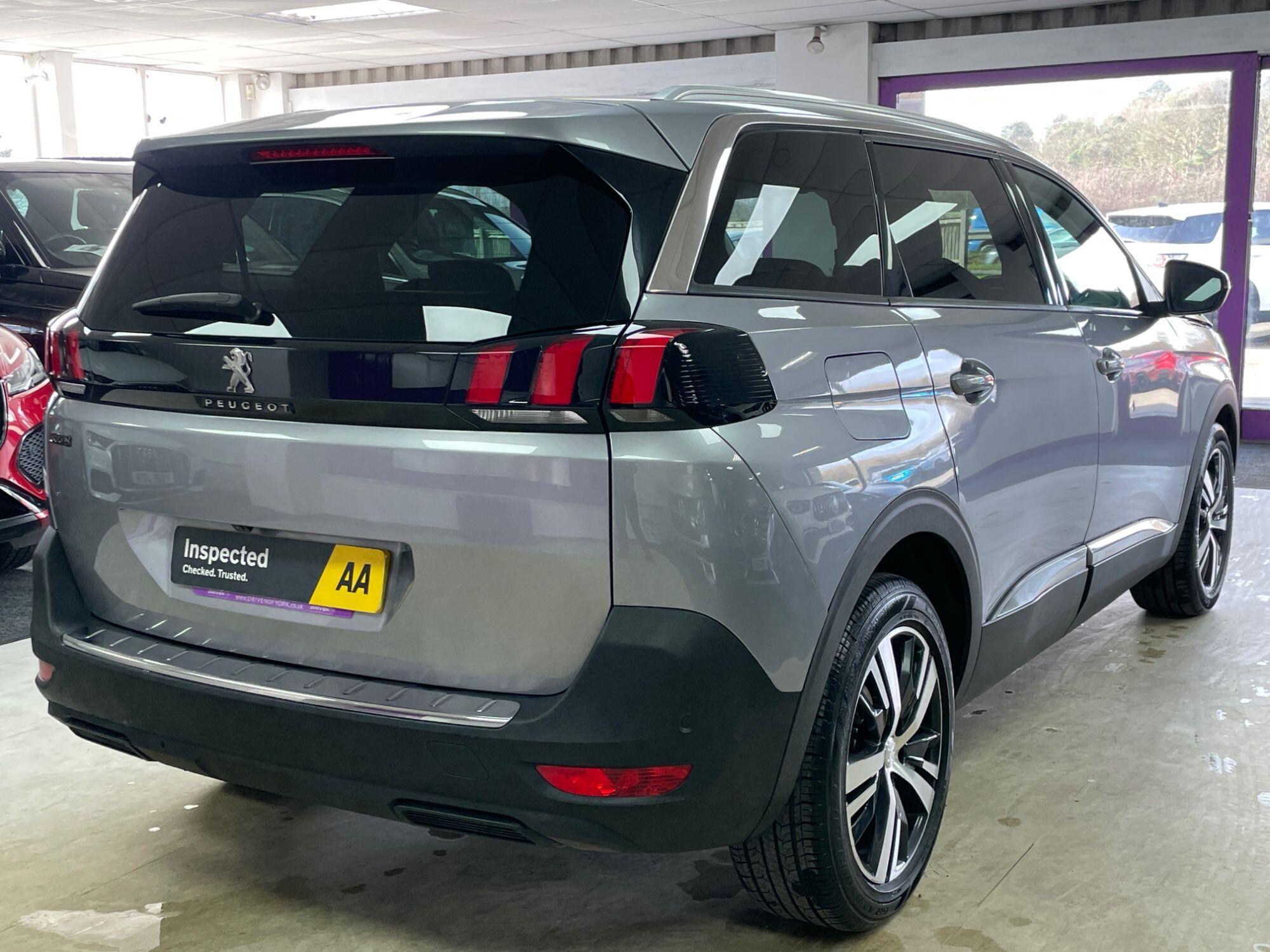 Peugeot 5008 - Image 10