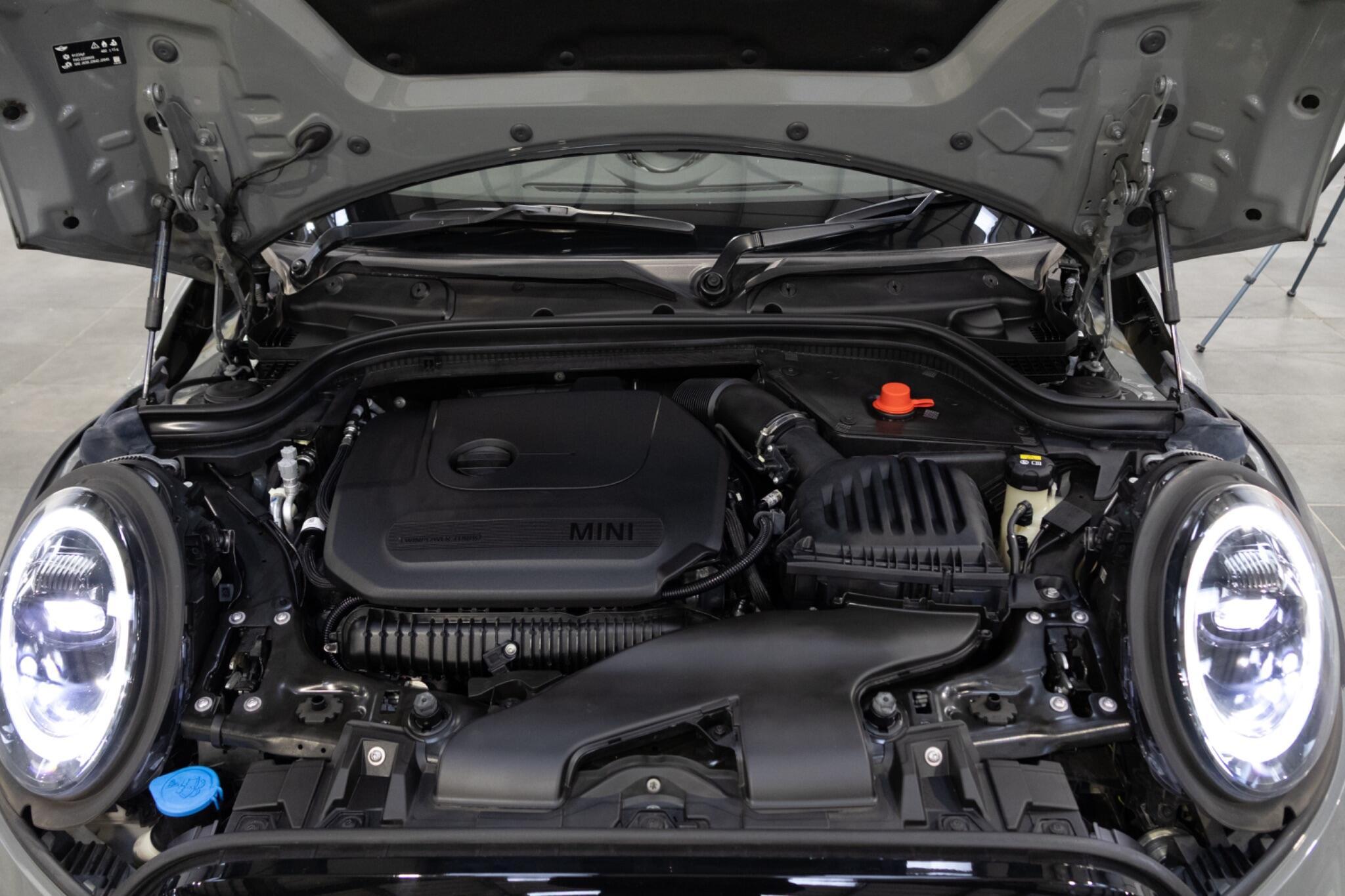 MINI Hatch - Image 27