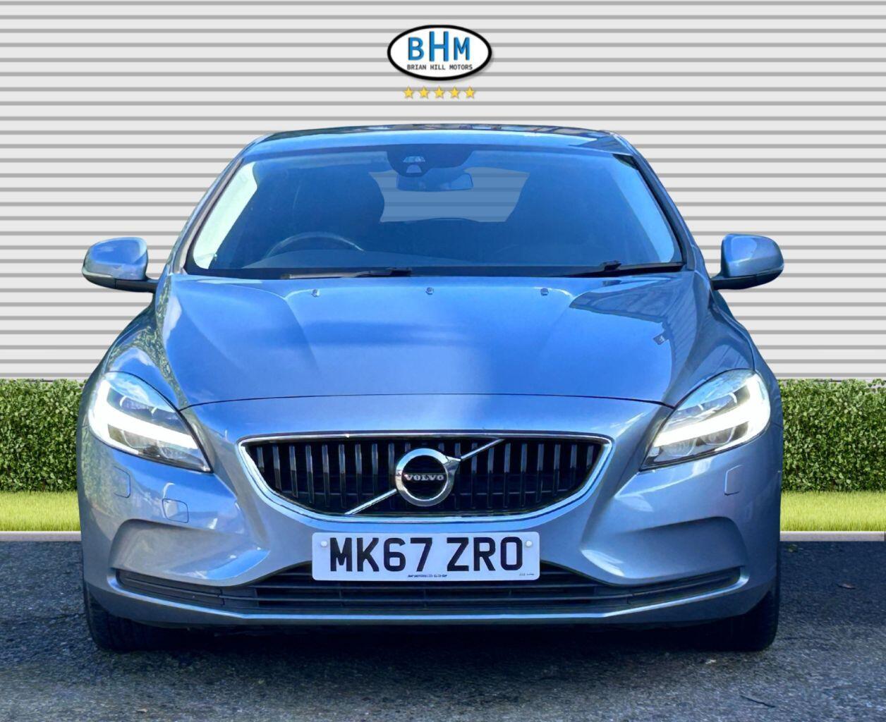 Volvo V40 - Image 12