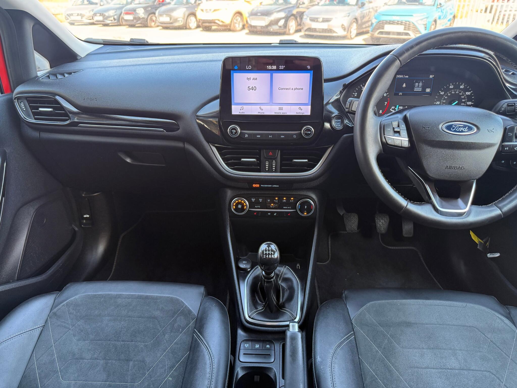 Ford Fiesta - Image 20