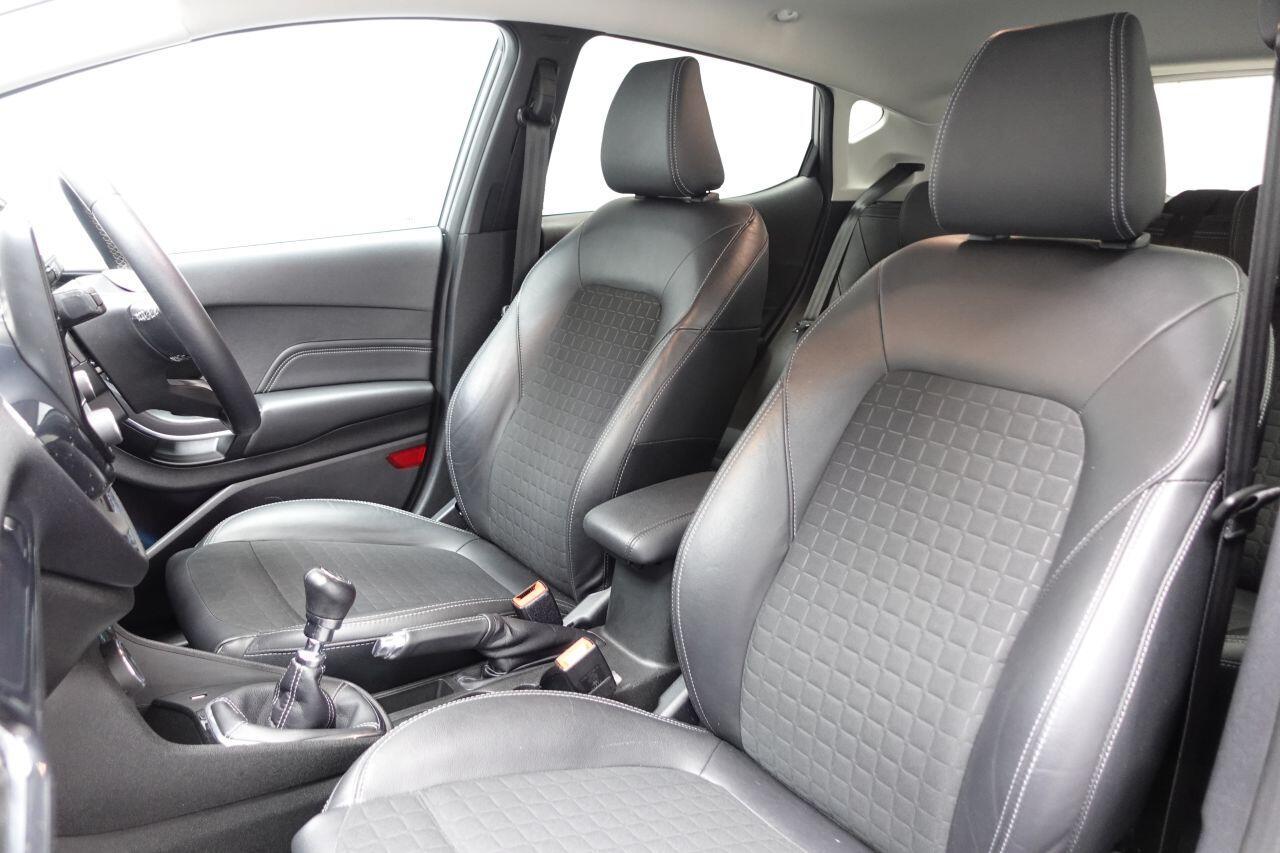 Ford Fiesta - Image 17