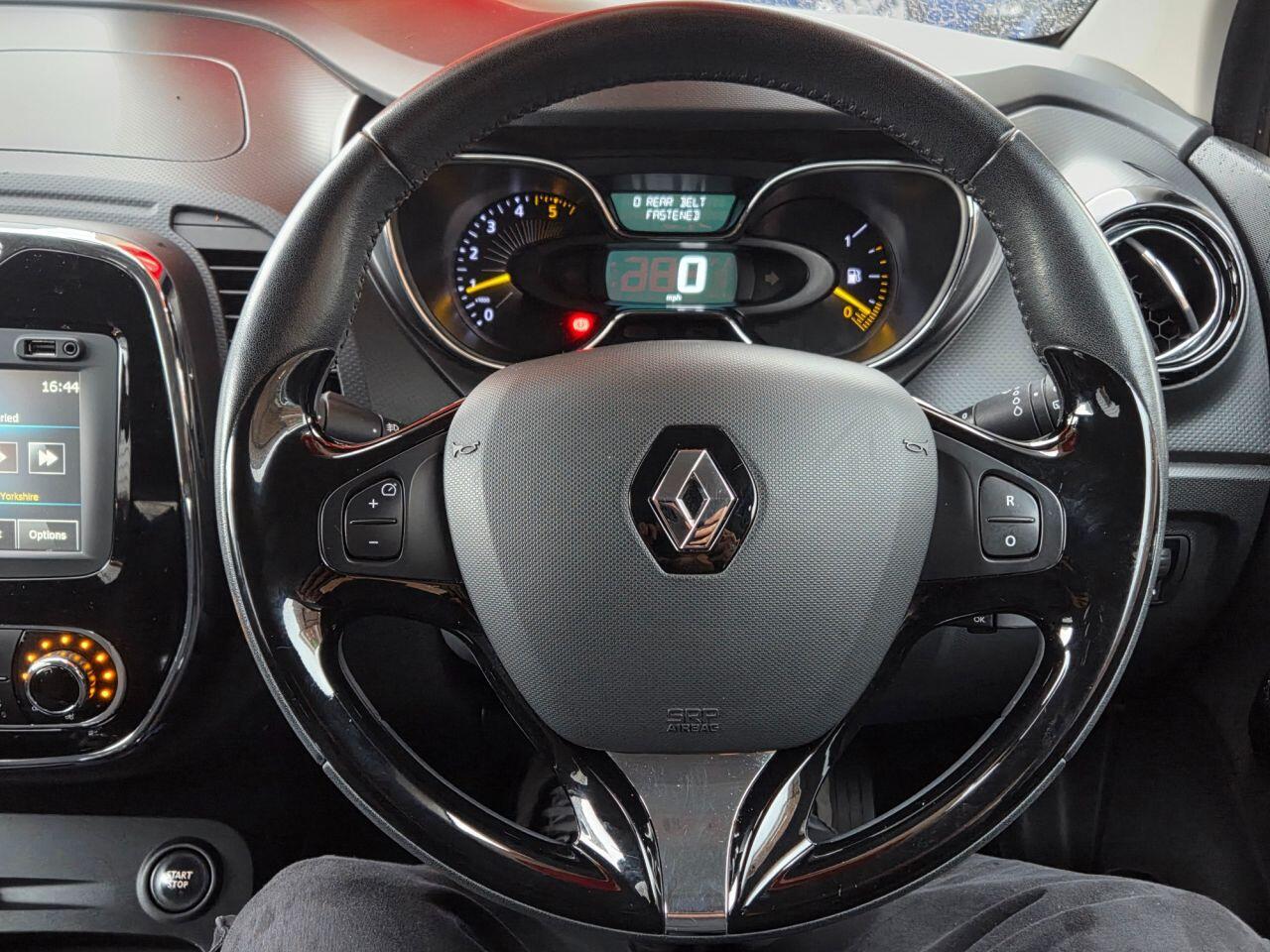 Renault Captur - Image 17