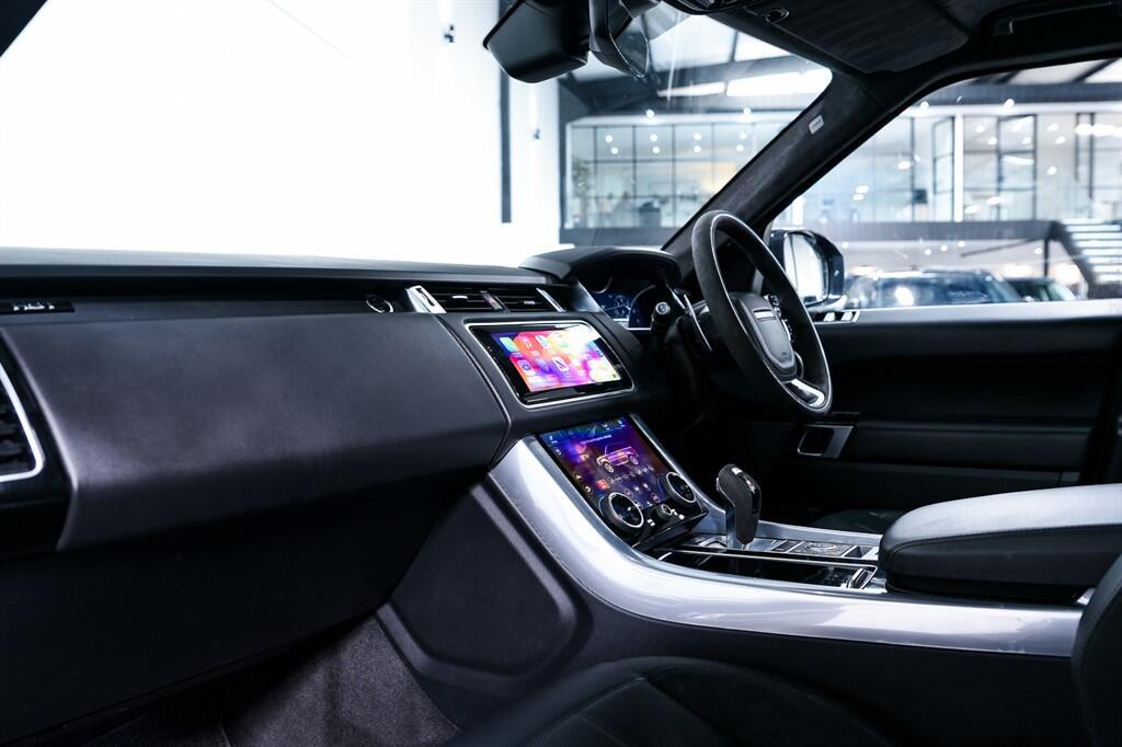 Land Rover RANGE ROVER SPORT - Image 12