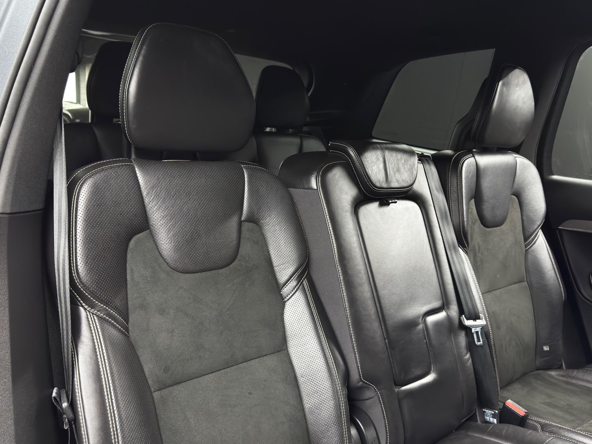 Volvo XC90 - Image 15