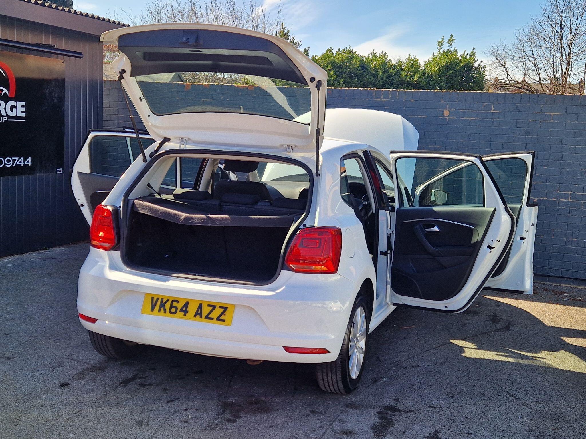 Volkswagen Polo - Image 19