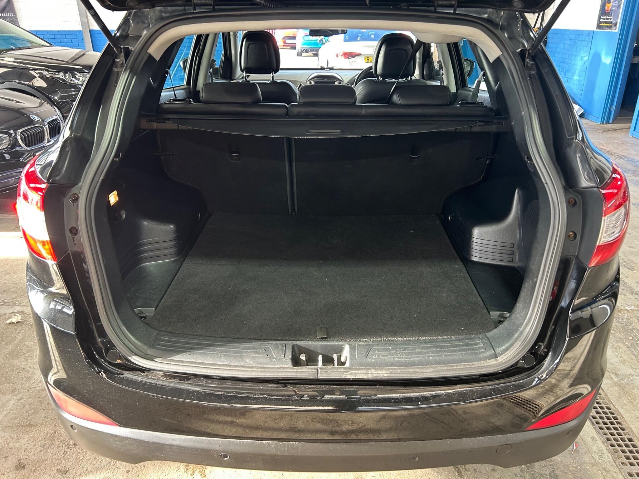 Hyundai ix35 - Image 27
