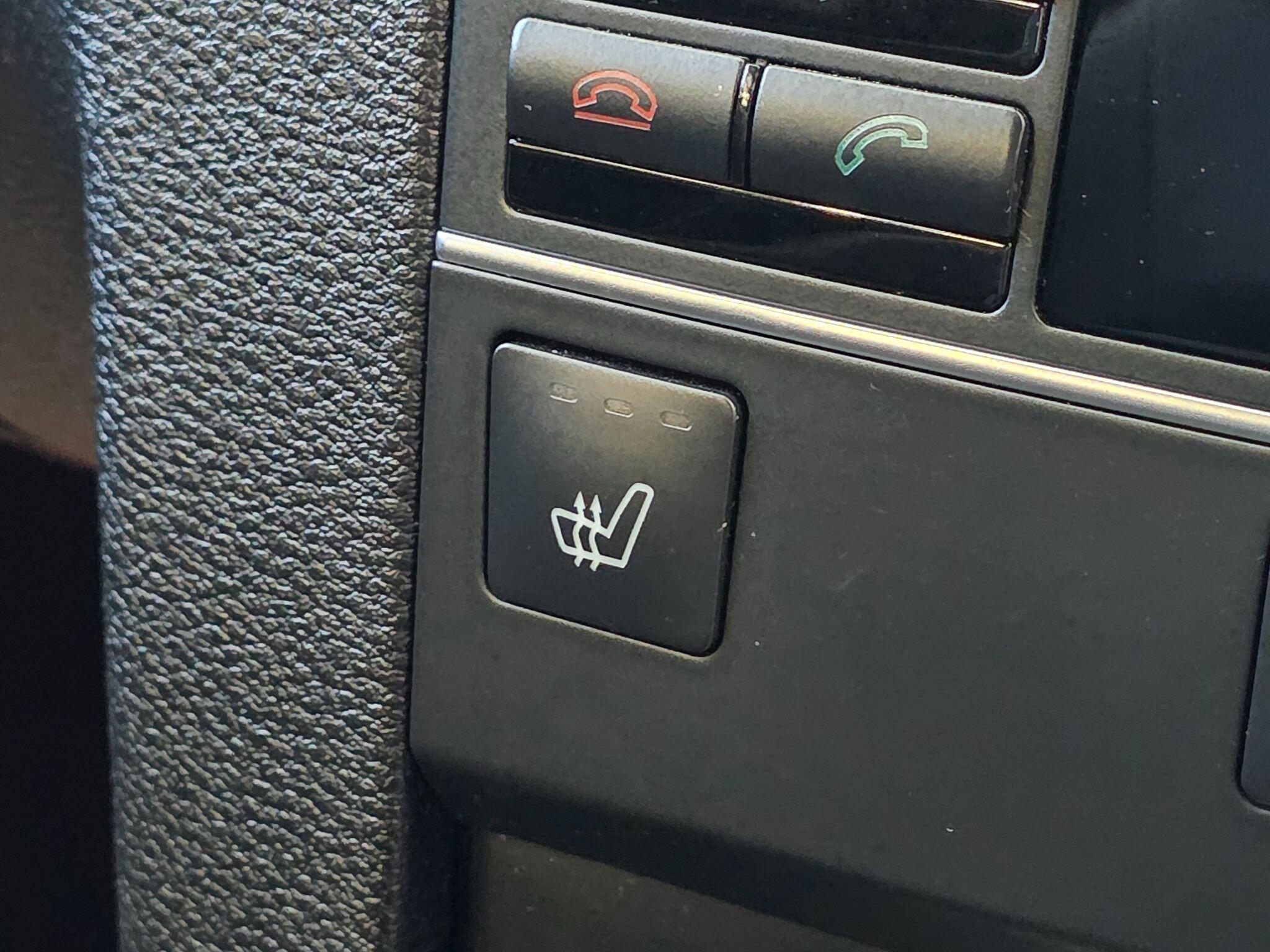 Mercedes E Class - Image 18