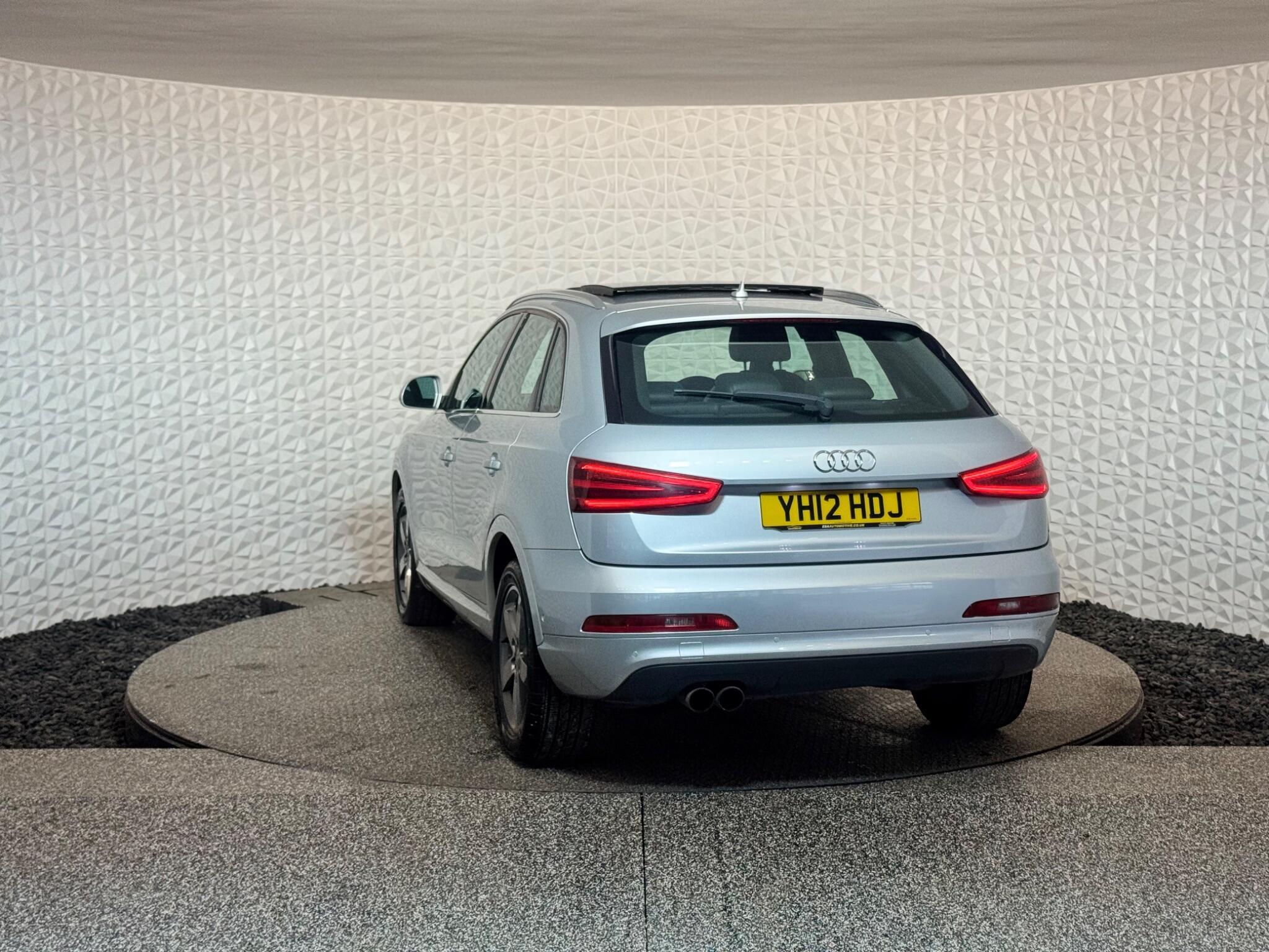Audi Q3 - Image 15