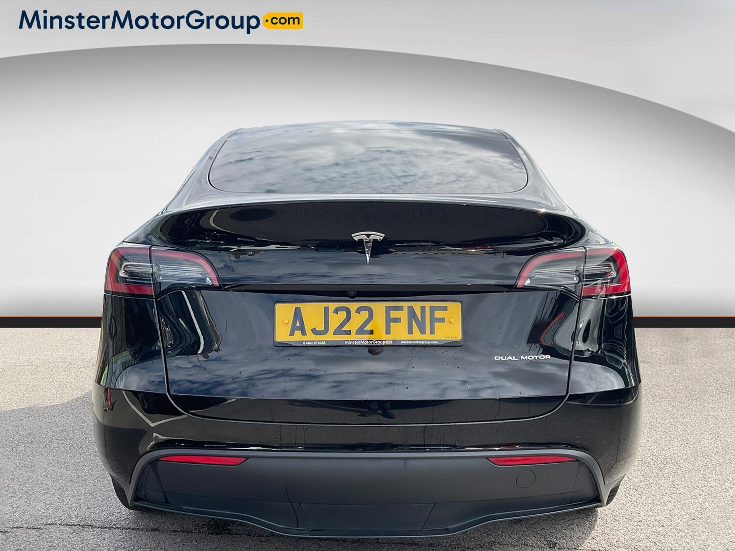 Tesla Model Y - Image 3