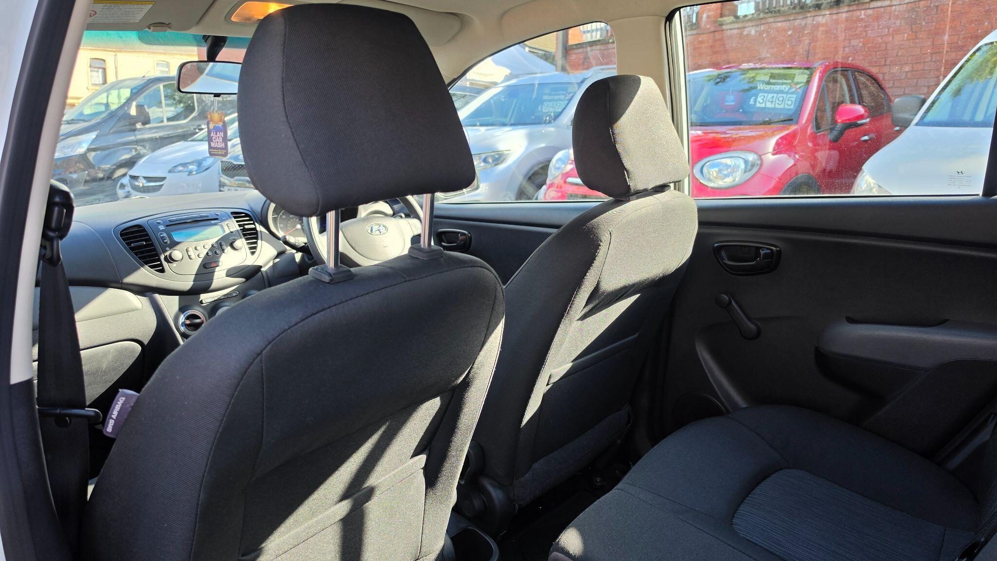 Hyundai i10 - Image 16