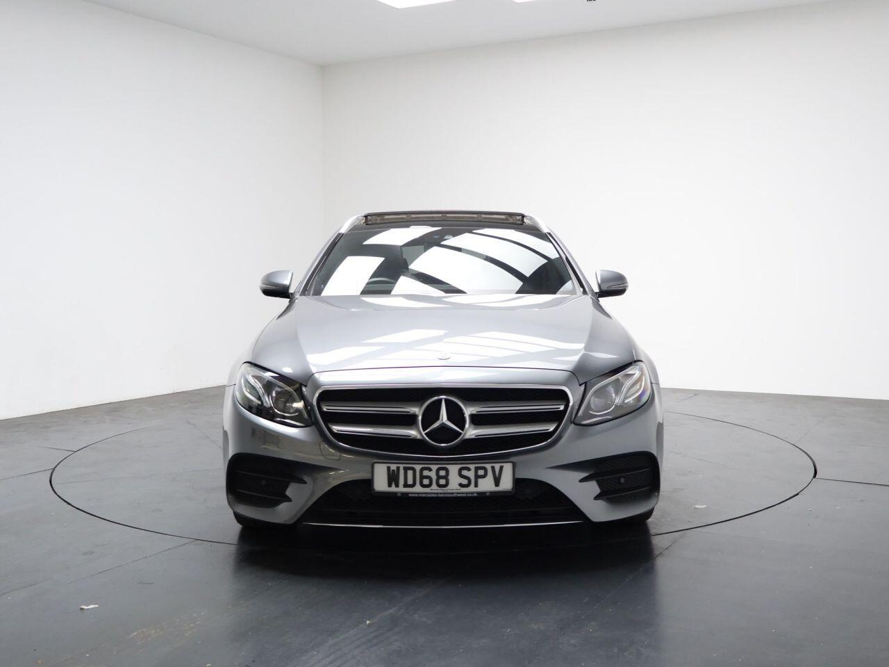 Mercedes-benz E Class - Image 5