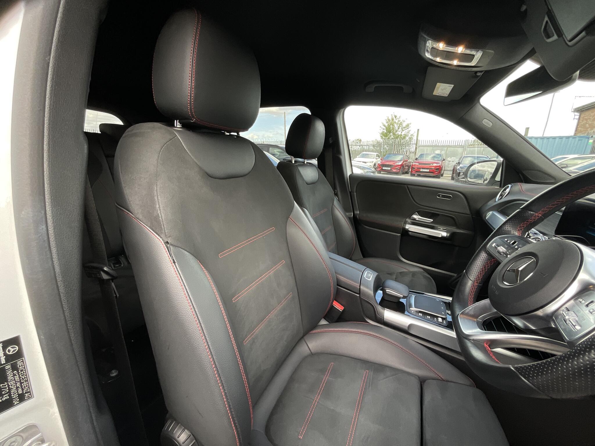 Mercedes Eqb - Image 8