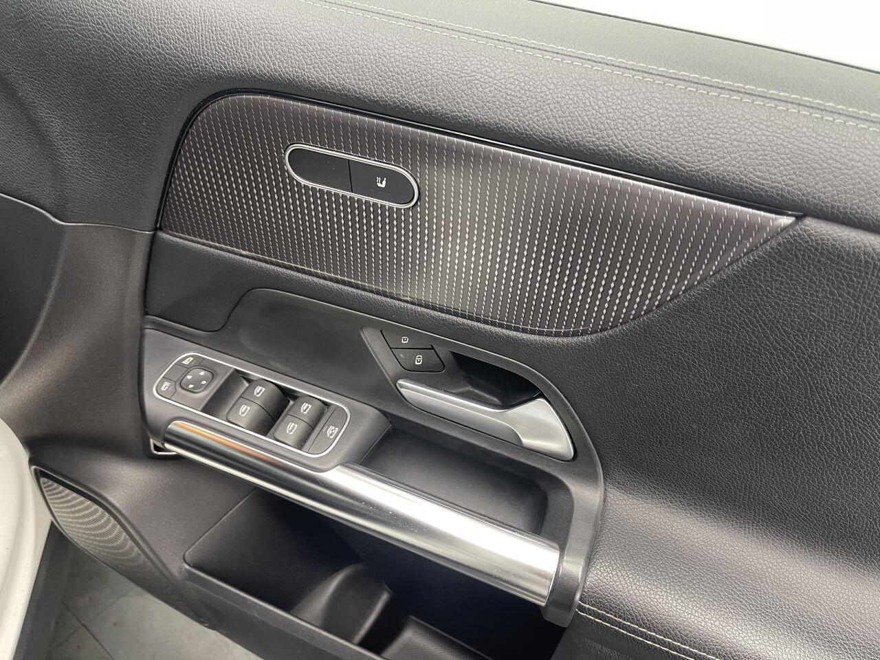 Mercedes GLA - Image 20