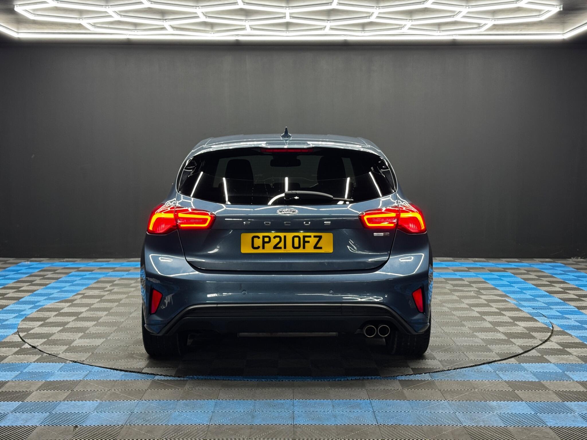 Ford Focus - Image 6