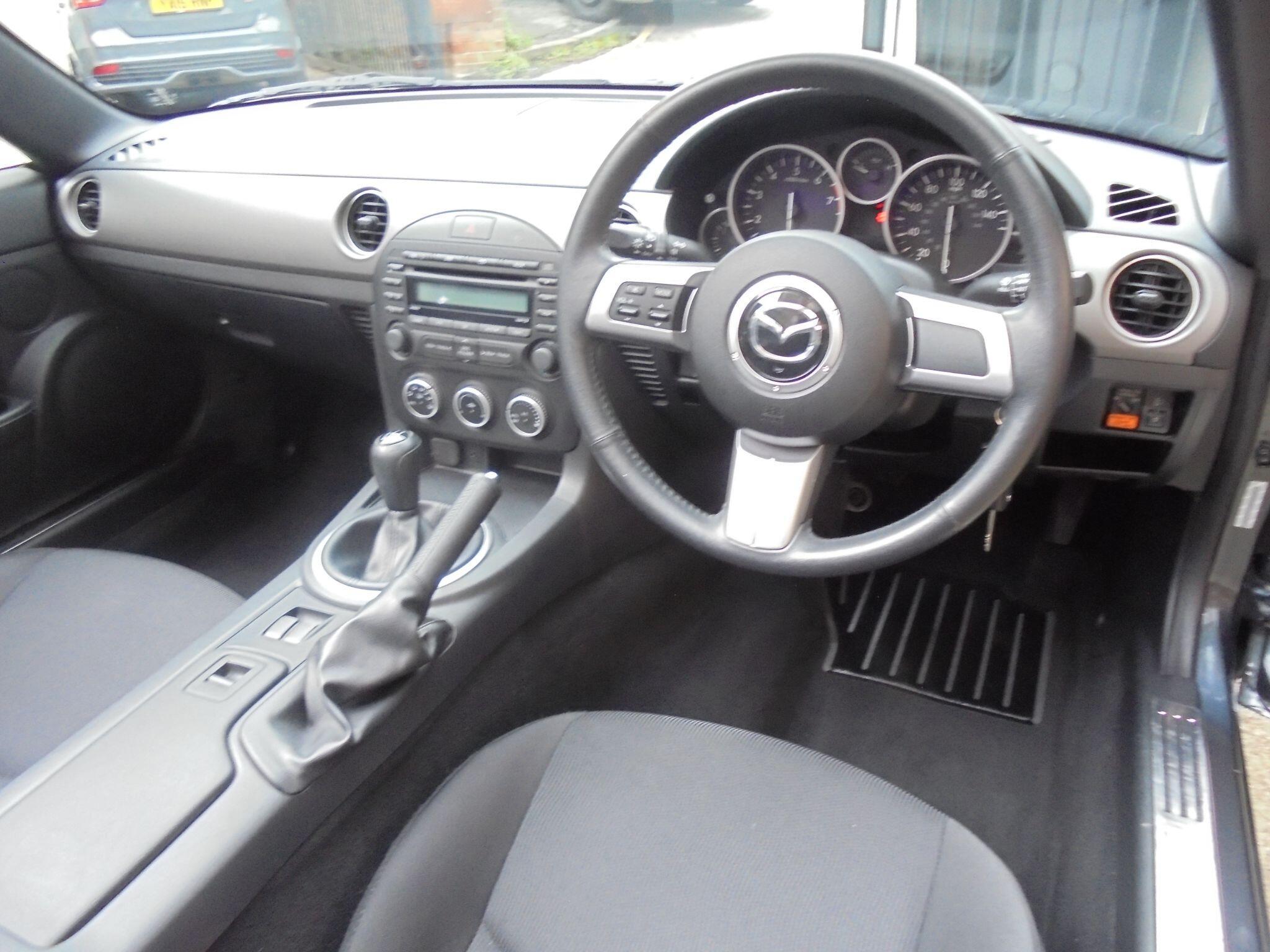 Mazda MX-5 - Image 16