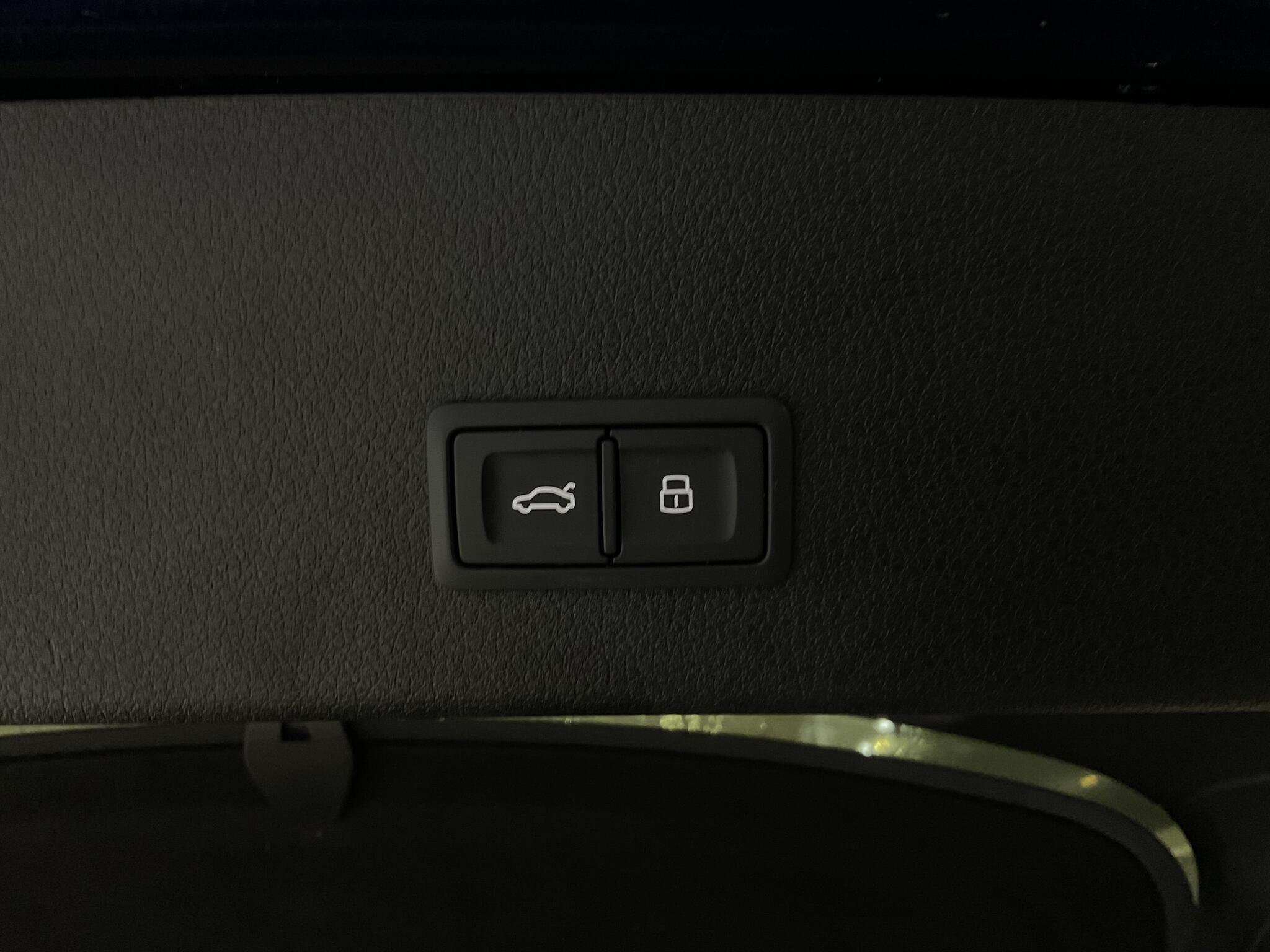 Audi E-Tron - Image 20