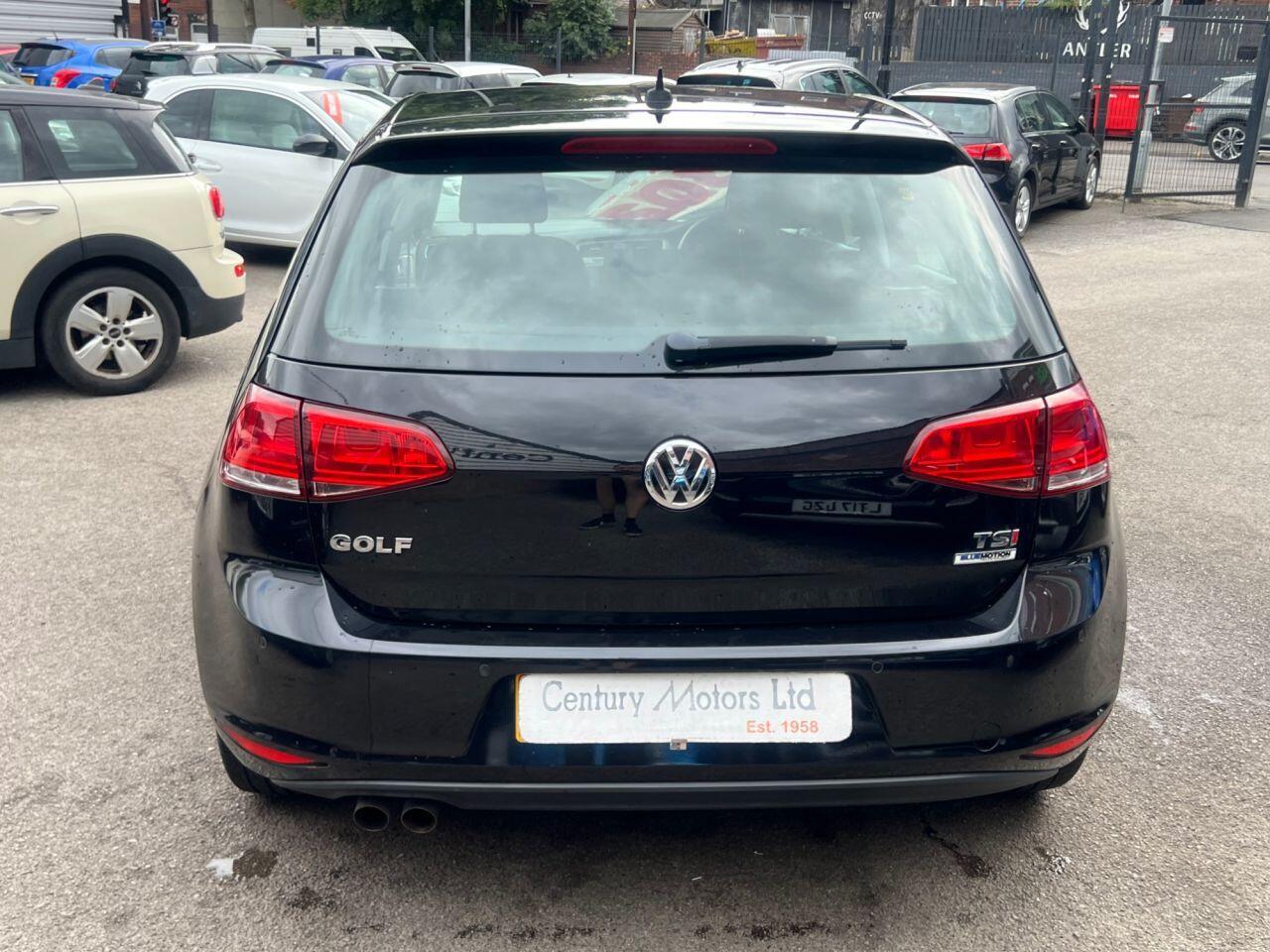 Volkswagen Golf - Image 12