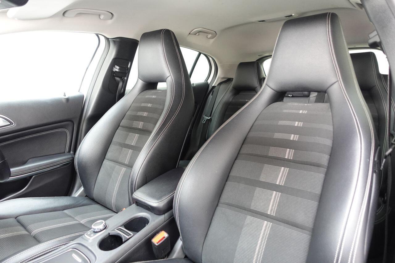 Mercedes-benz GLA - Image 17