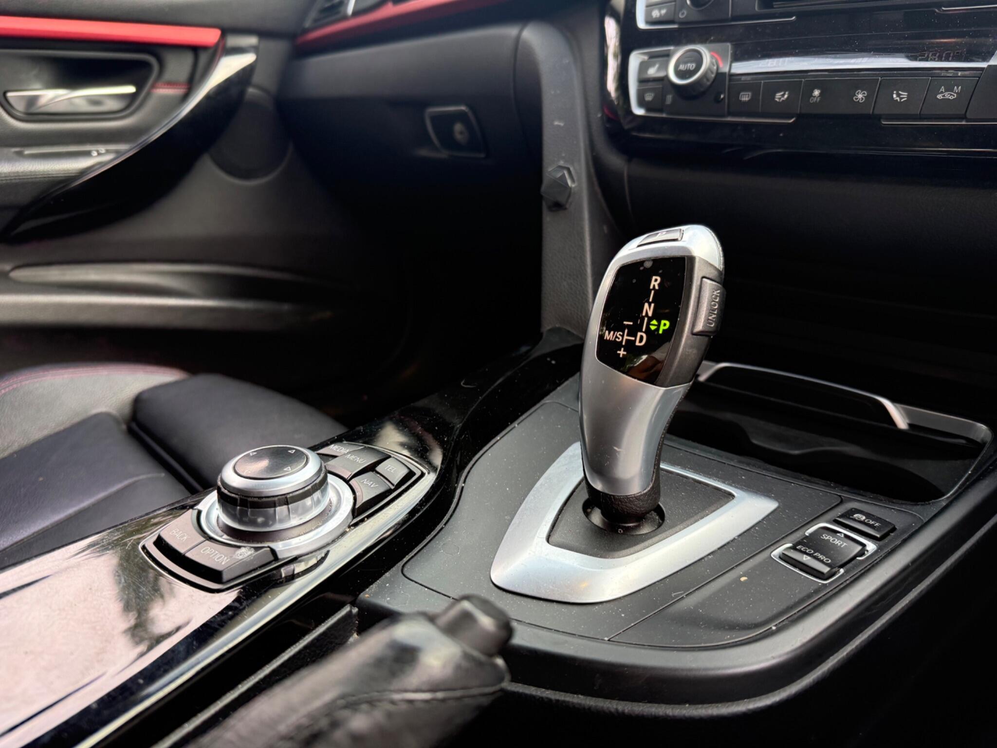 BMW 3 Series - Image 11