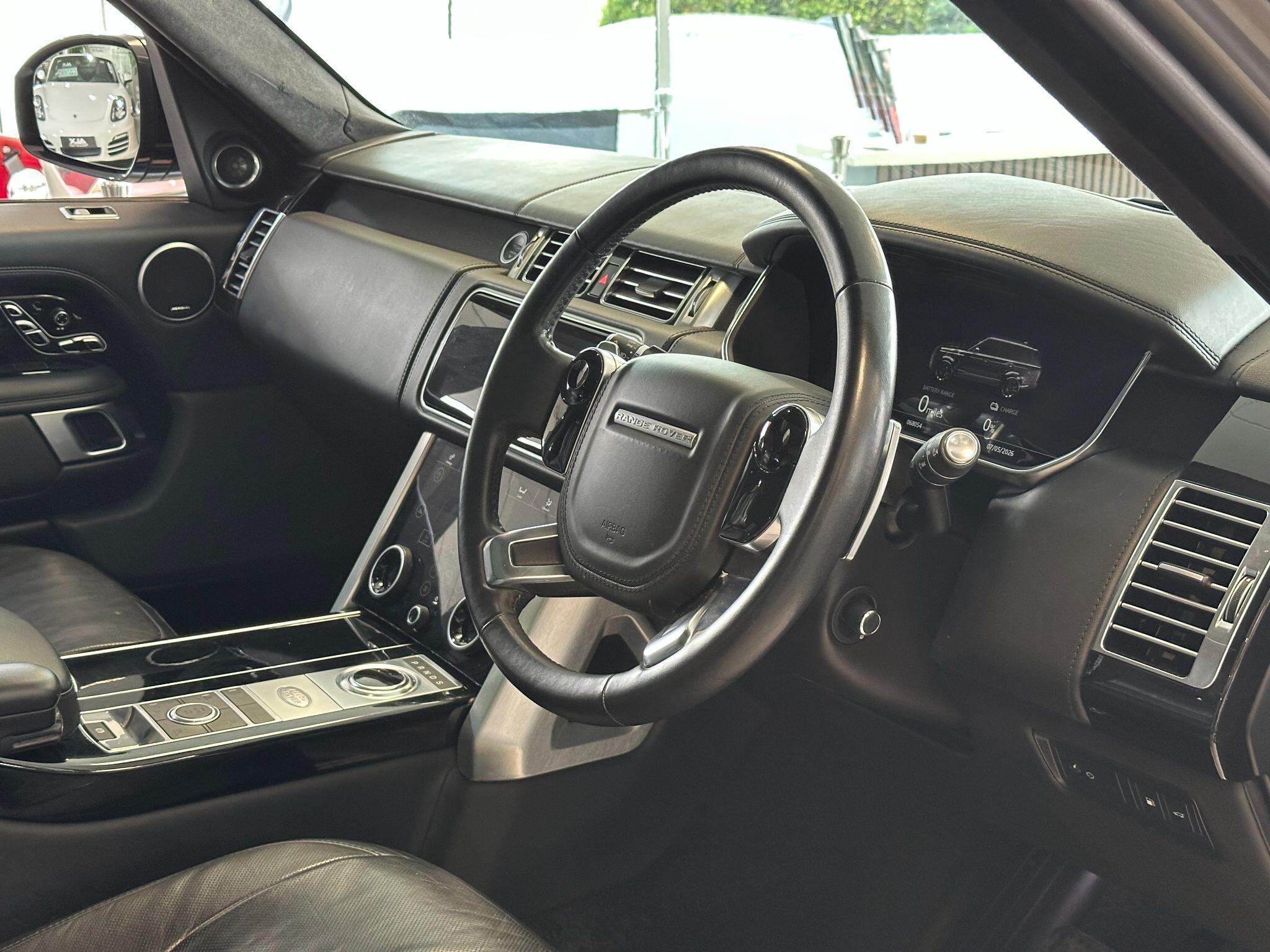Land Rover Range Rover - Image 4