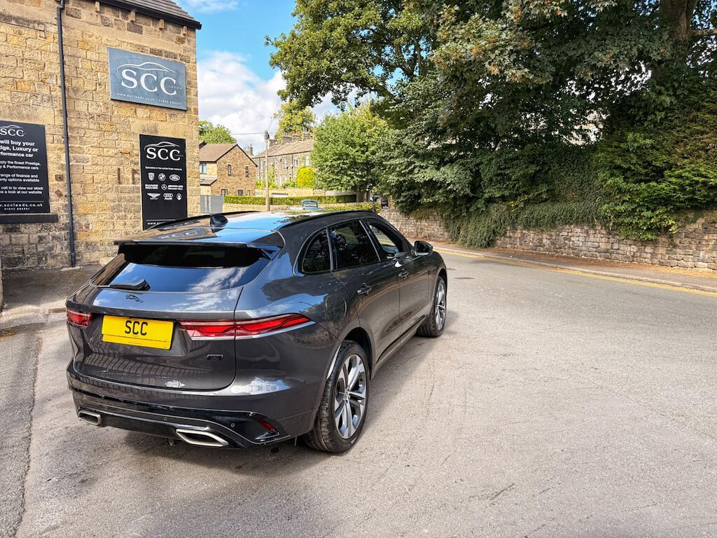 Jaguar F-Pace - Image 12