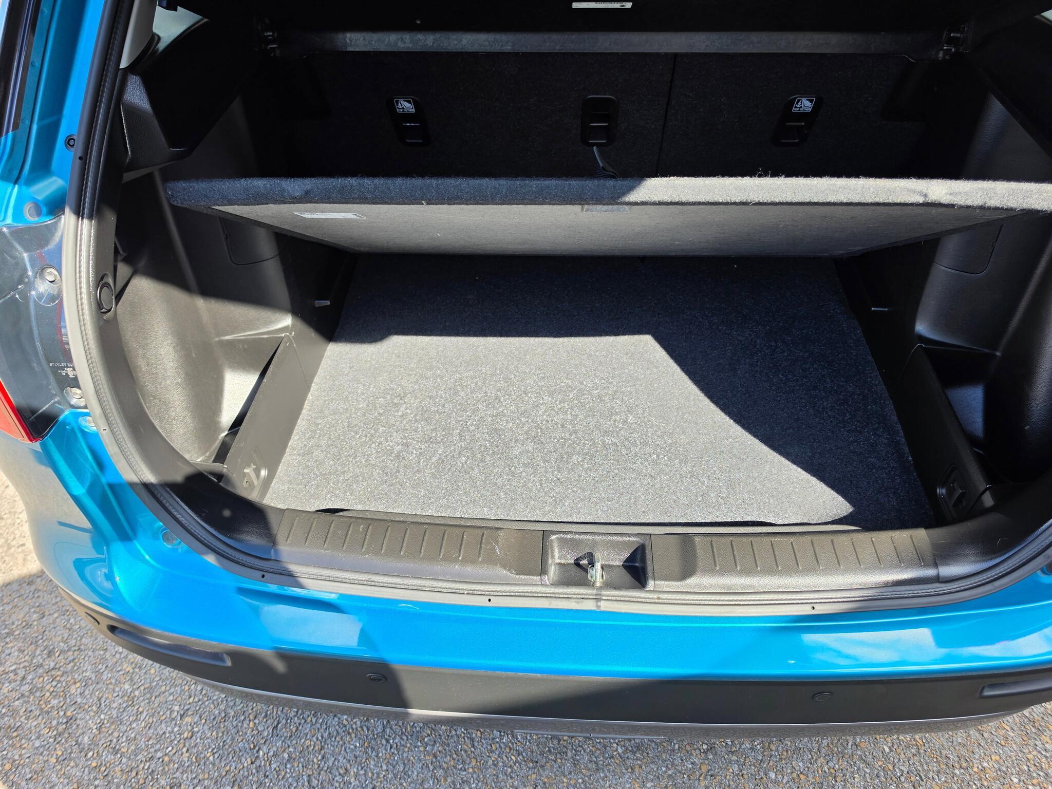 Suzuki Vitara - Image 11