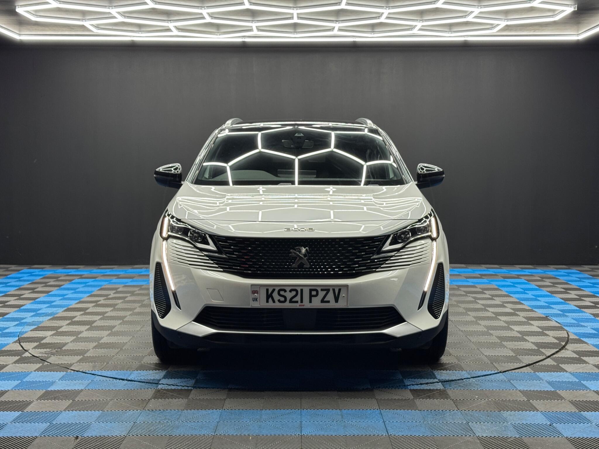 Peugeot 3008 - Image 2