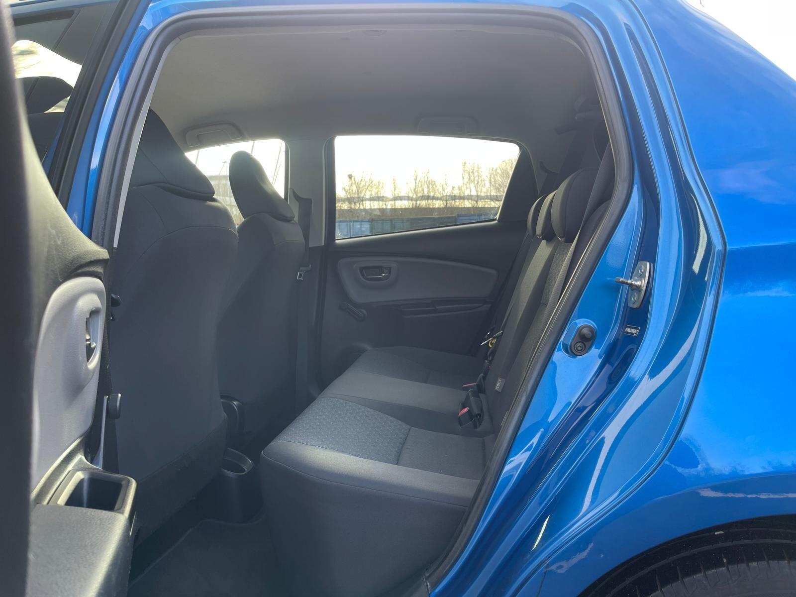 Toyota Yaris - Image 23