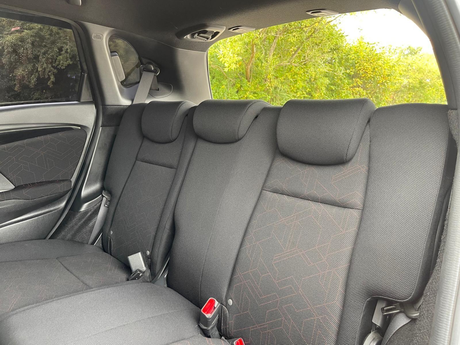 Honda FIT - Image 37