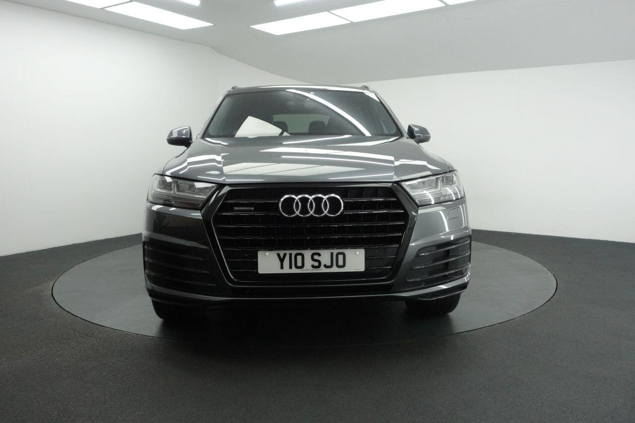 Audi Q7 - Image 5