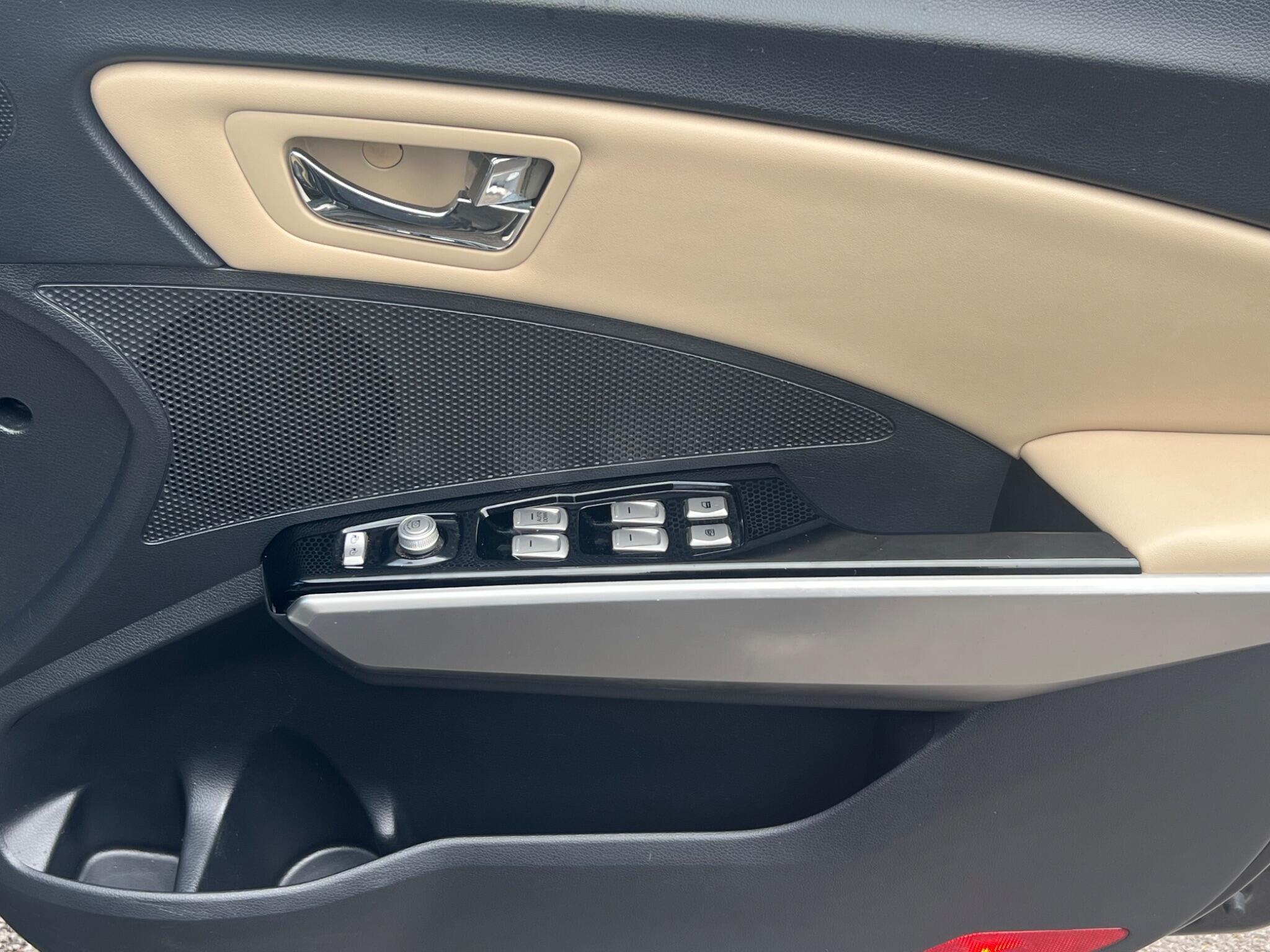 Ssangyong Tivoli - Image 30