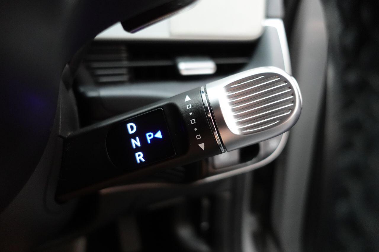 Hyundai Ioniq 5 - Image 17