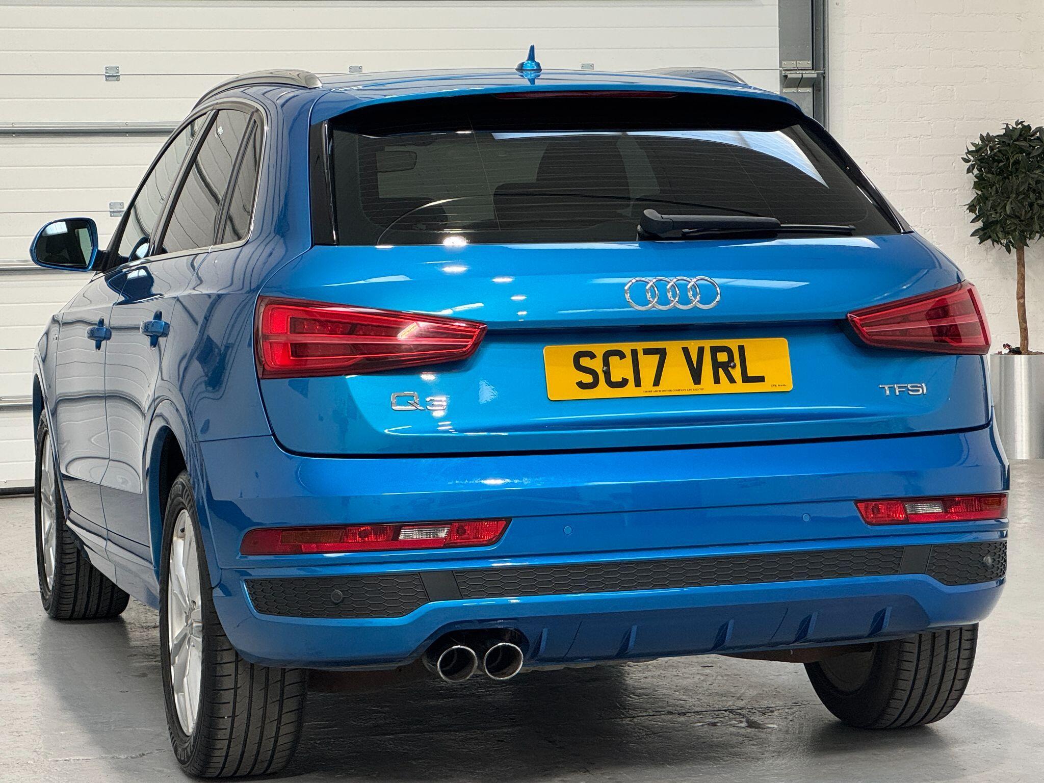 Audi Q3 - Image 14
