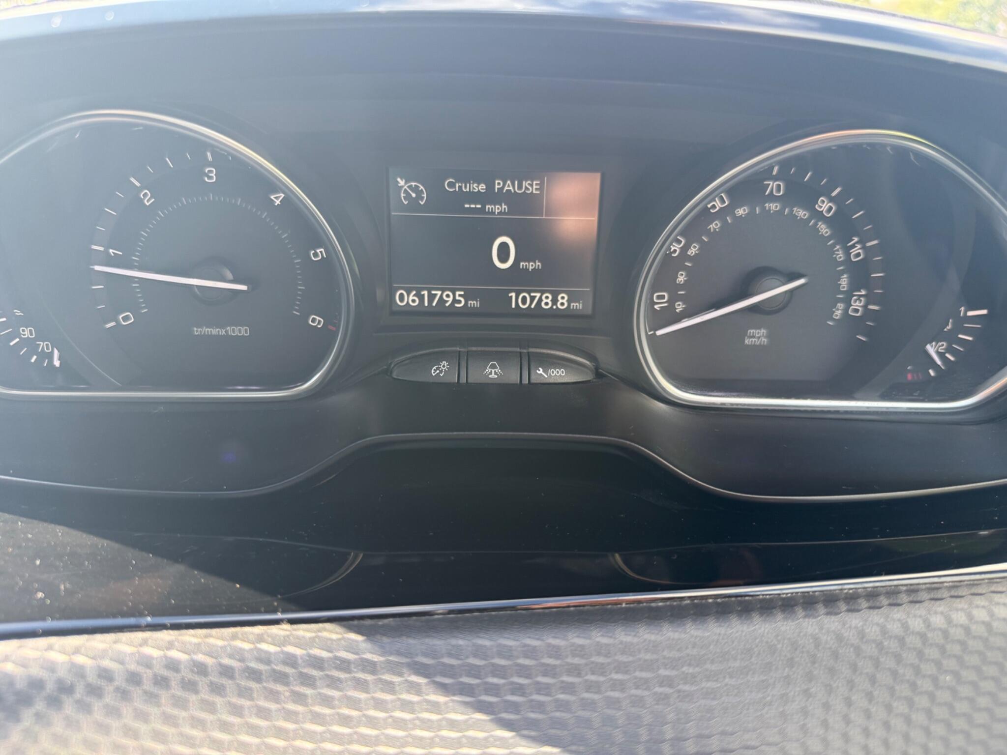 Peugeot 2008 - Image 20