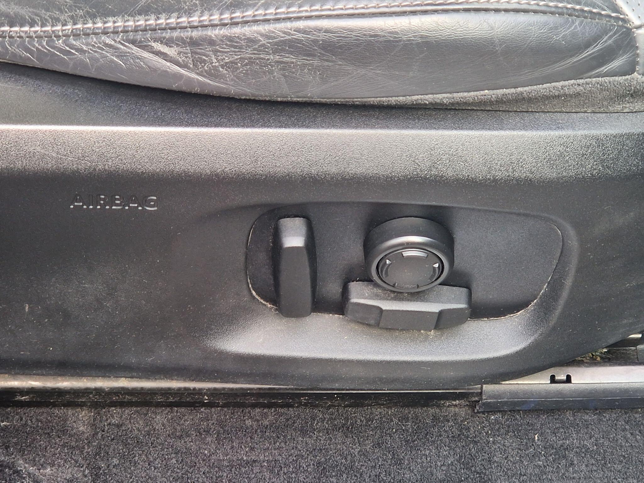 Land Rover Range Rover Evoque - Image 29