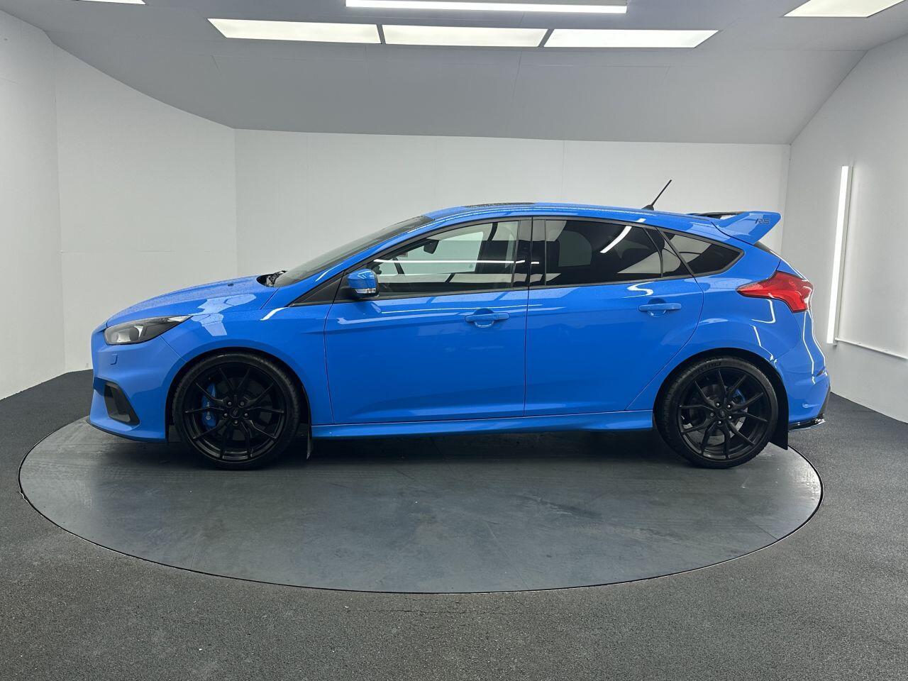 Ford Focus - Image 7