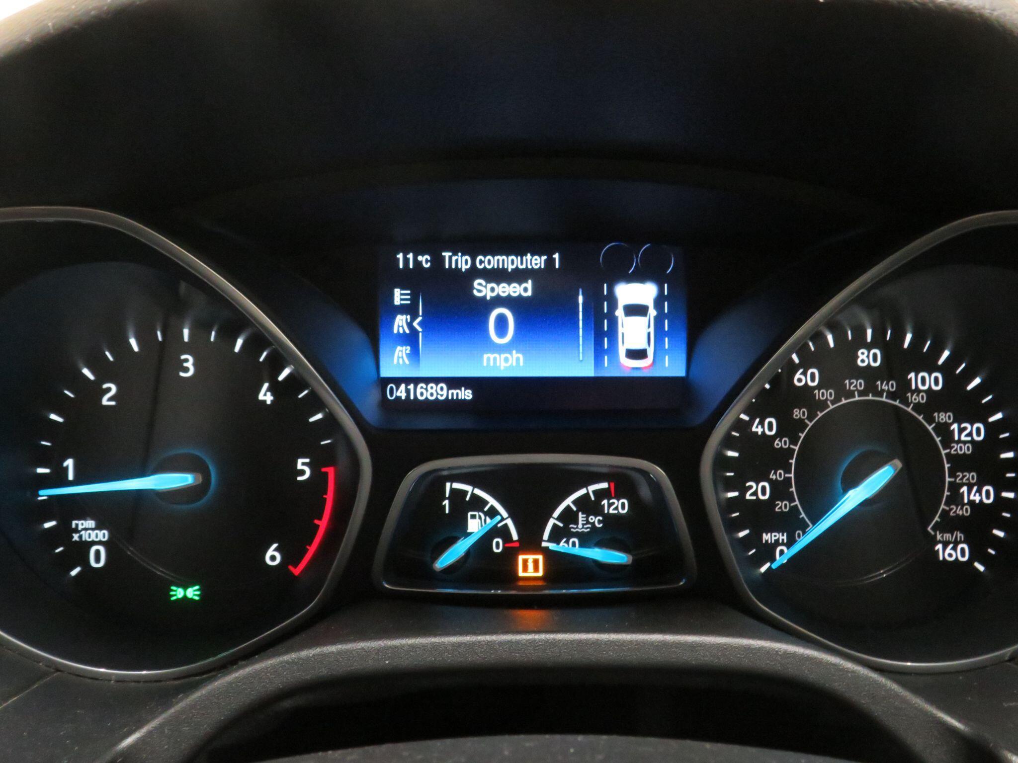 Ford Focus - Image 15