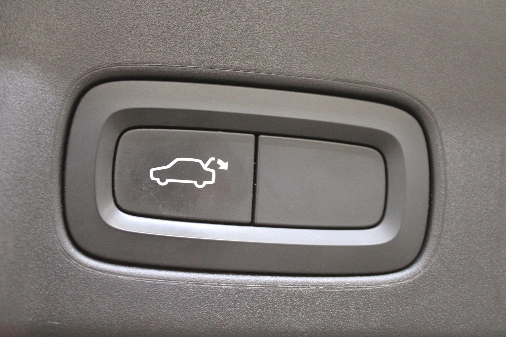 Volvo V90 - Image 17