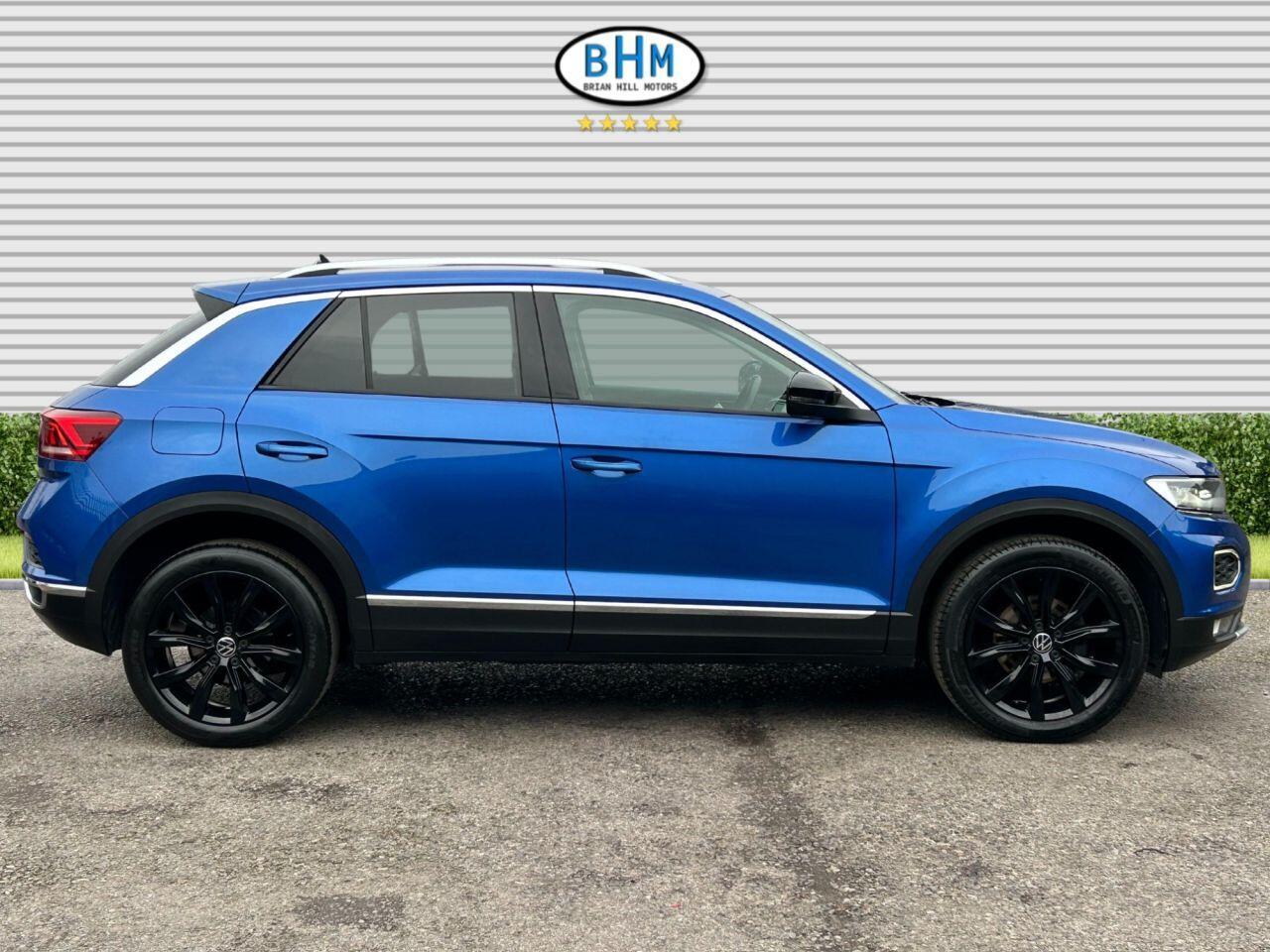 Volkswagen T-Roc - Image 2