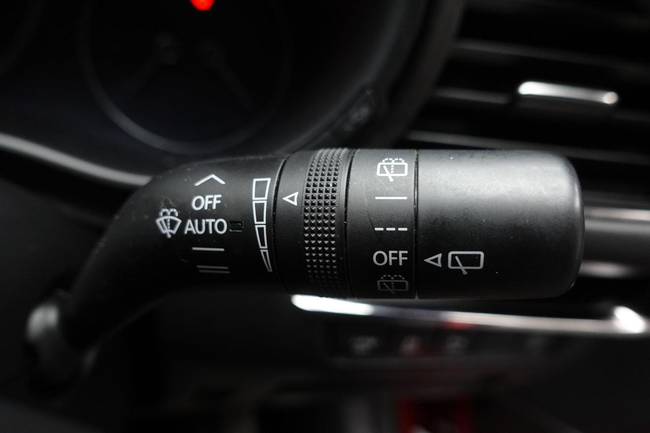 Mazda MAZDA3 - Image 37