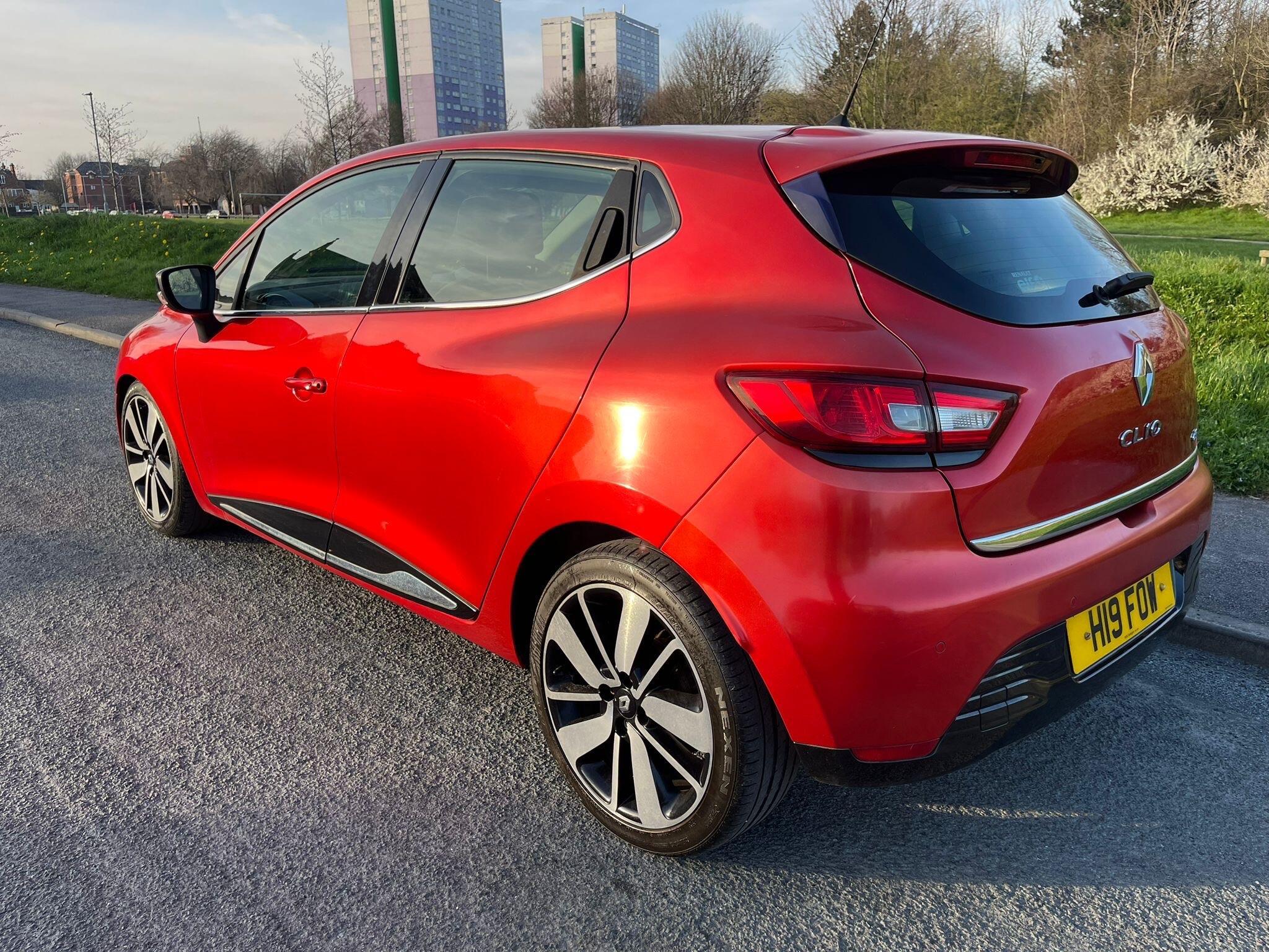Renault Clio - Image 4