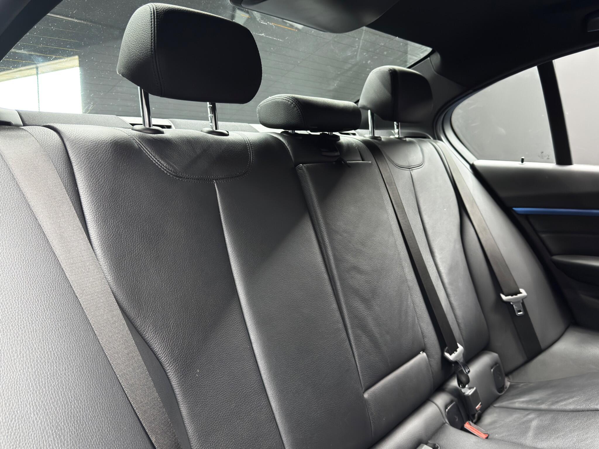BMW 3 Series - Image 15