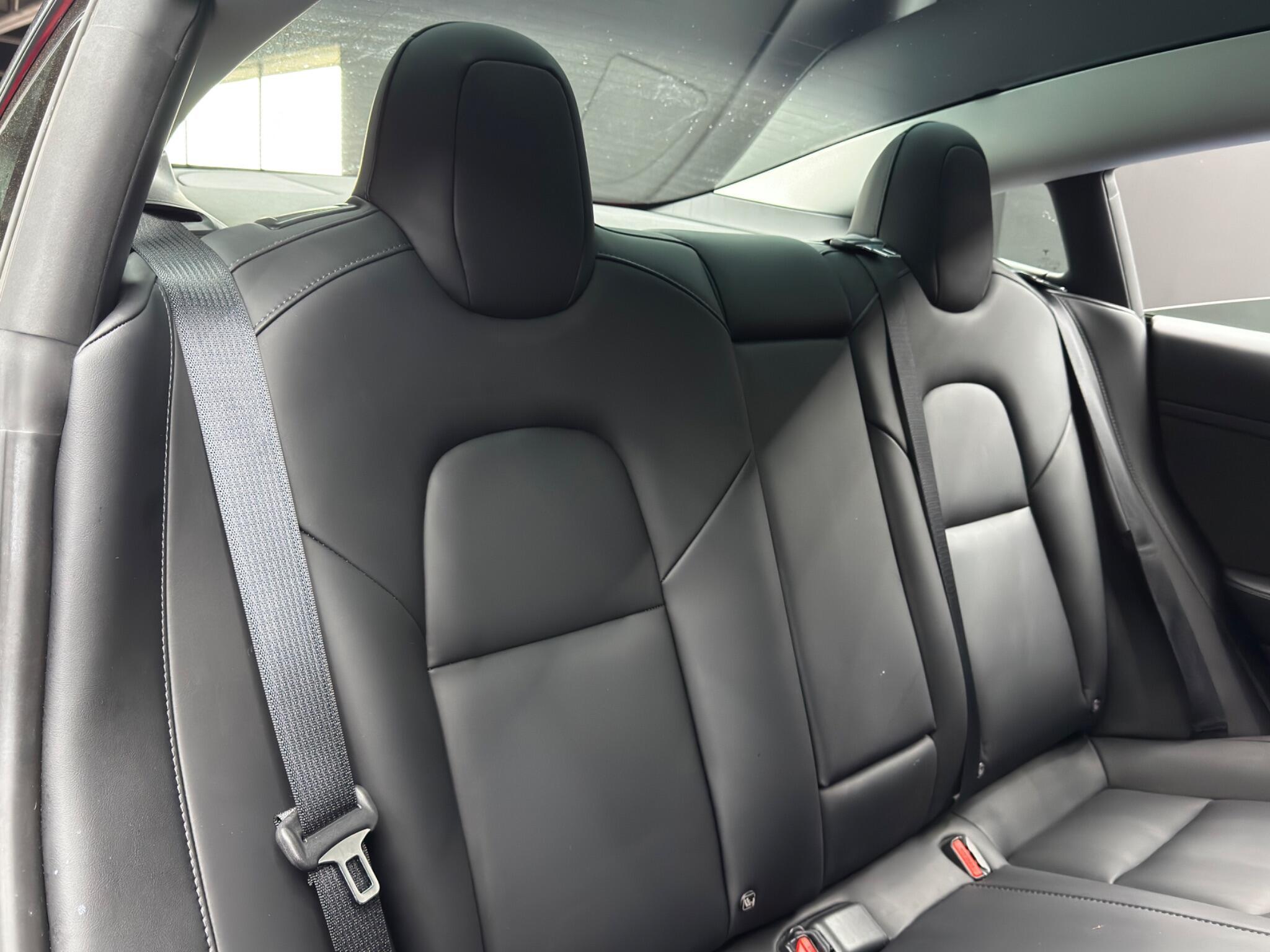 Tesla Model 3 - Image 15