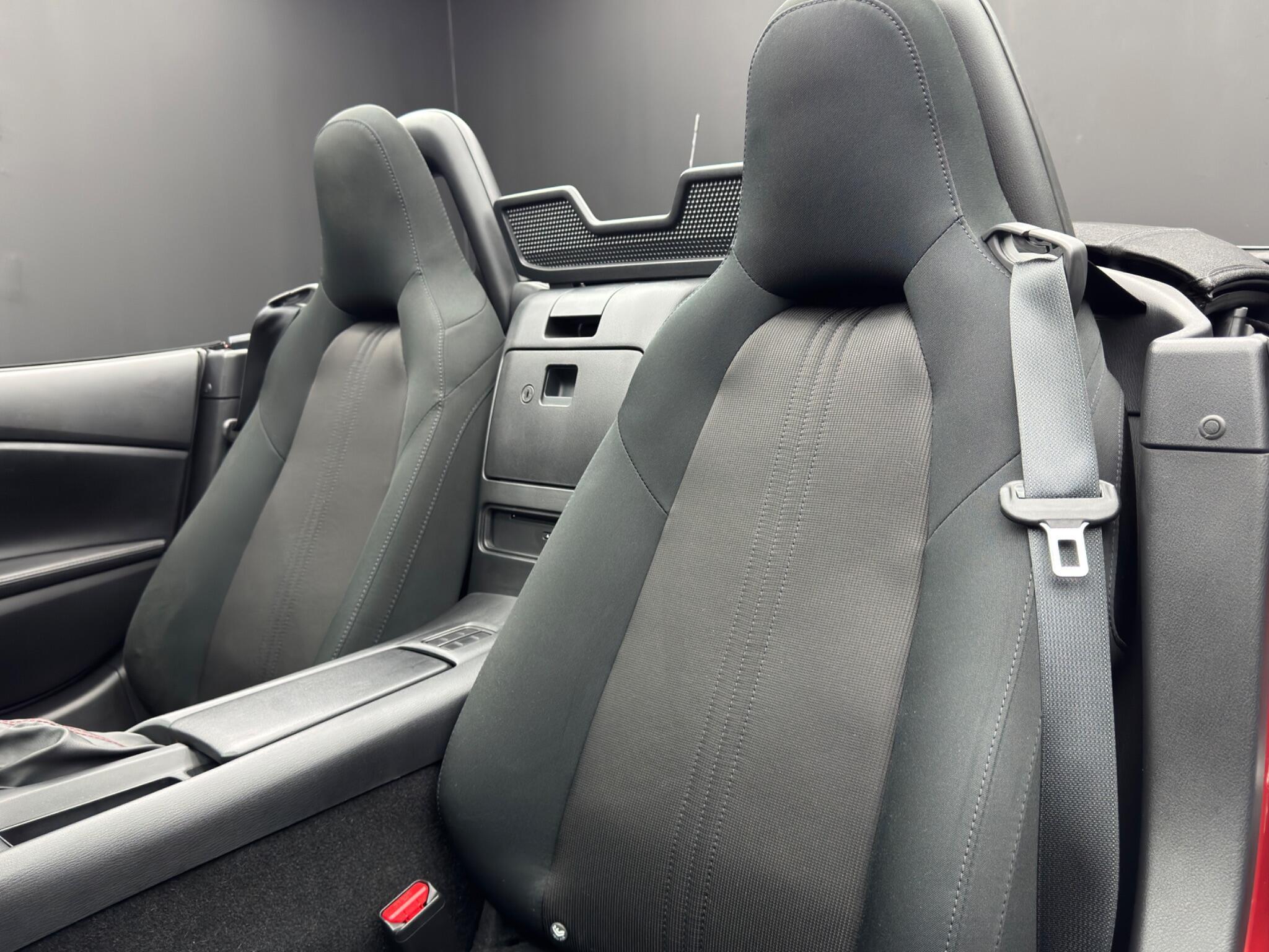 Mazda MX-5 - Image 13