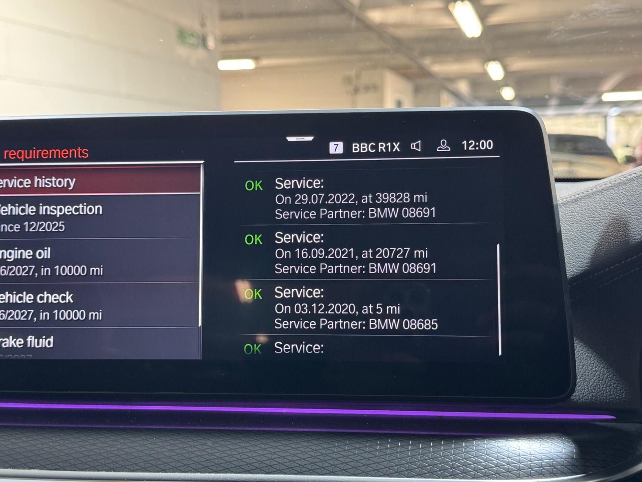 BMW 5 Series - Image 17